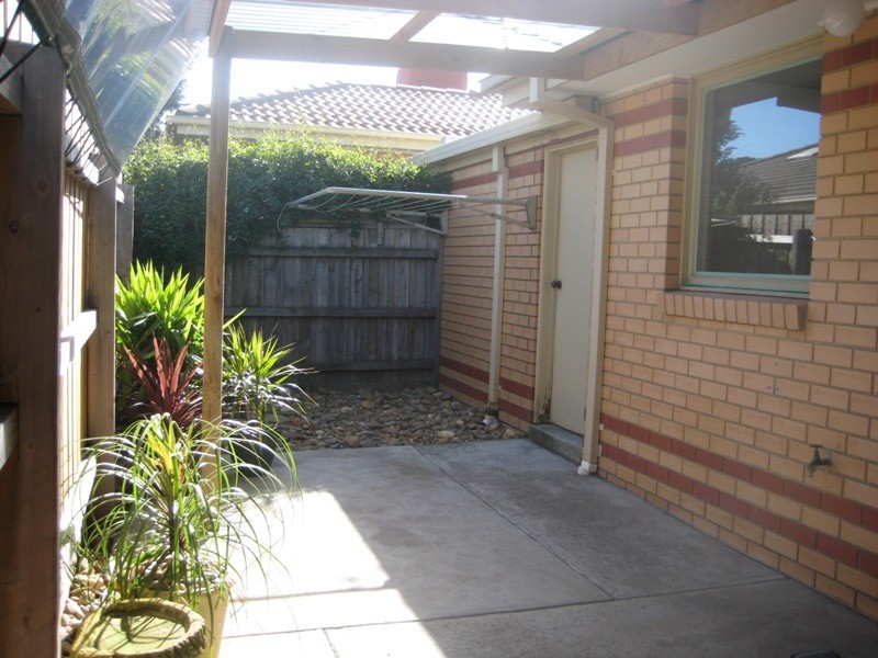 2/7 Janice Avenue, Cheltenham VIC 3192