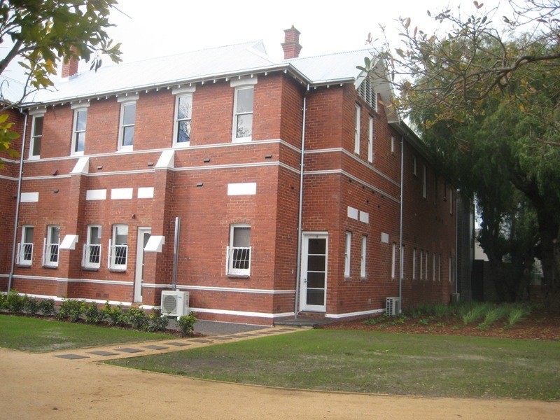 8/3 Evergreen Circuit, Cheltenham VIC 3192