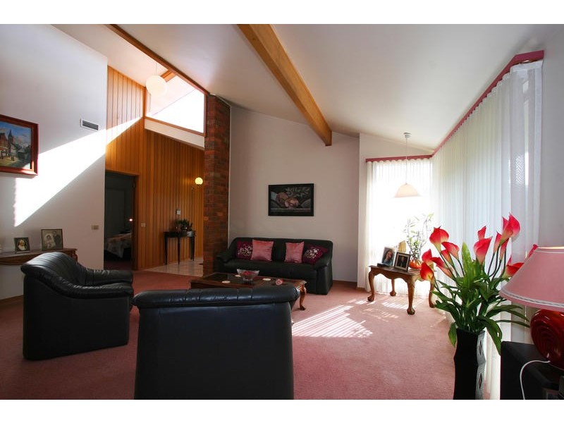 7 Cannery Place, Dingley Village VIC 3172