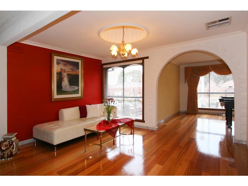 5 Olinda Court, Cheltenham VIC 3192