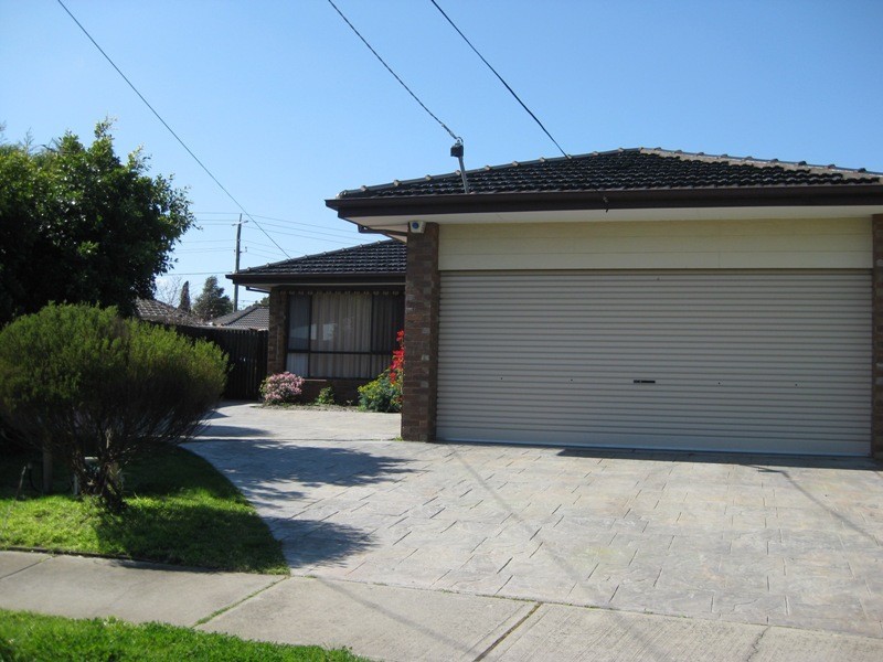 3 Malmo Court, Keysborough VIC 3173