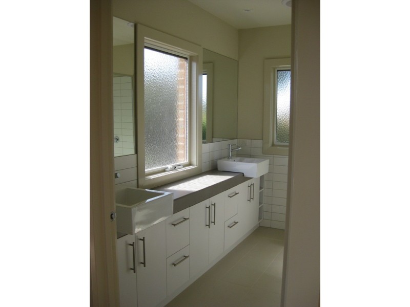 8 May Street, Cheltenham VIC 3192