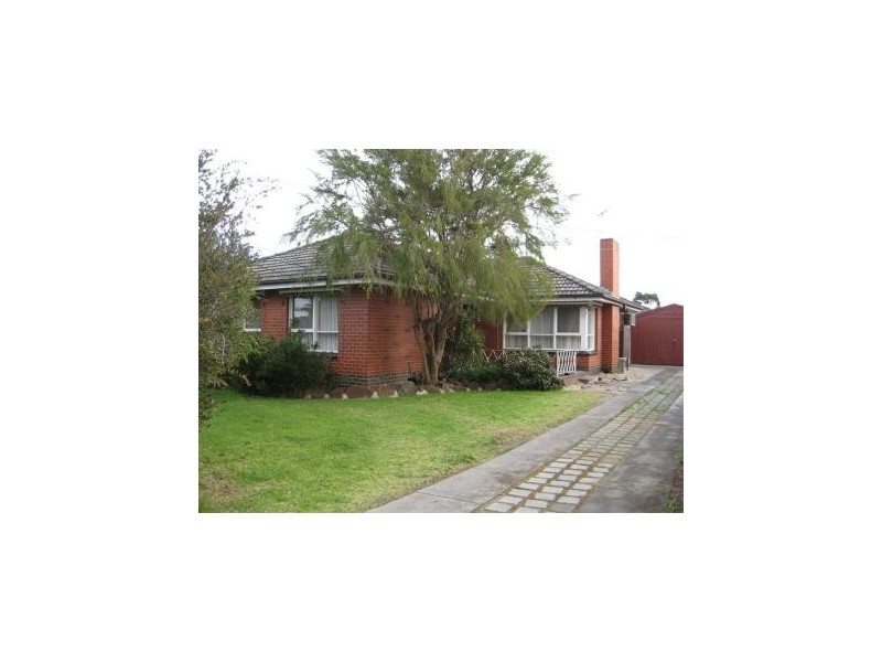 19 Lincoln Drive, Cheltenham VIC 3192