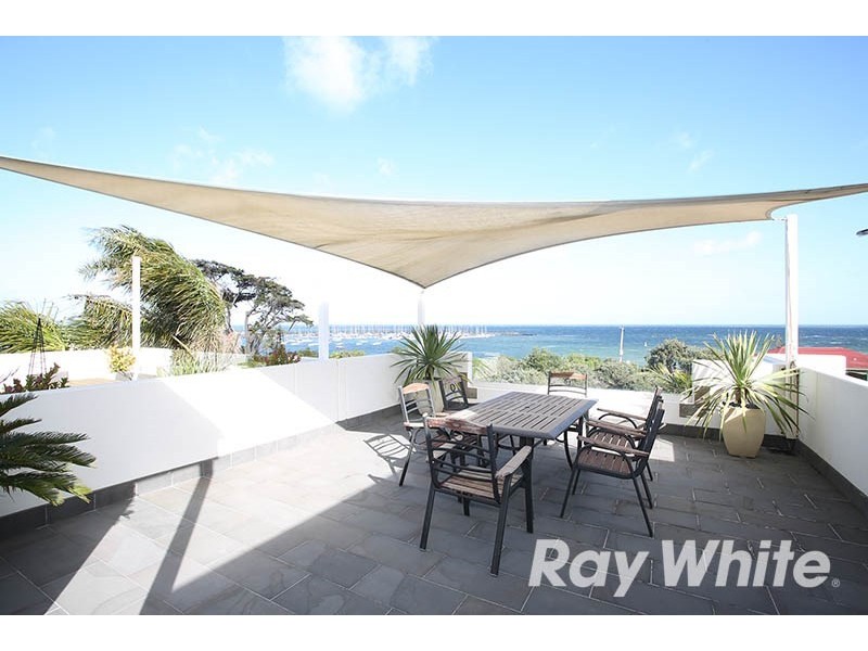 56E Beach Road, Hampton VIC 3188