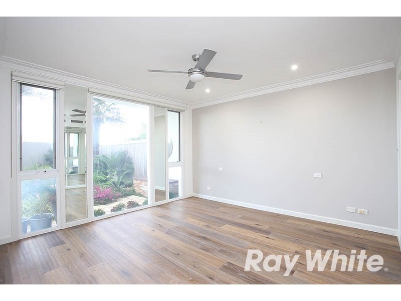 56E Beach Road, Hampton VIC 3188