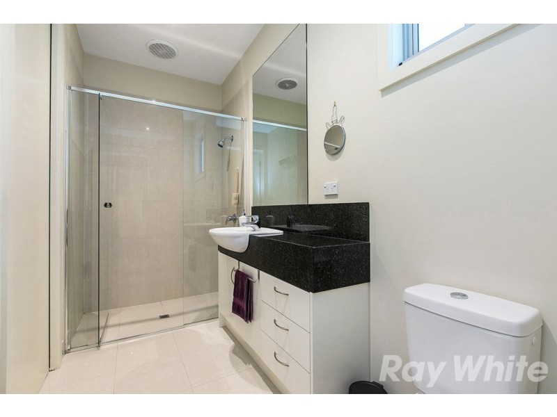 2/52 Beach Road, Mentone VIC 3194