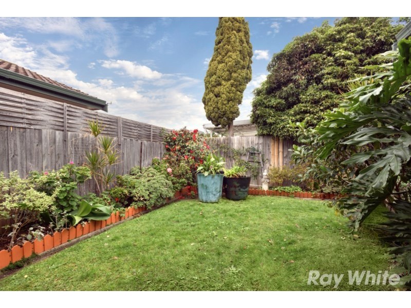4 Everest Drive, Cheltenham VIC 3192