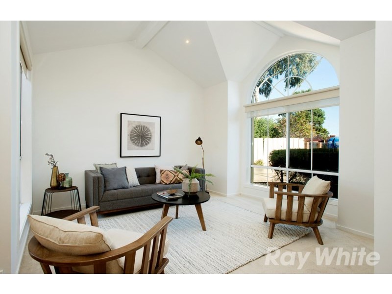 4 Angus Court, Oakleigh South VIC 3167