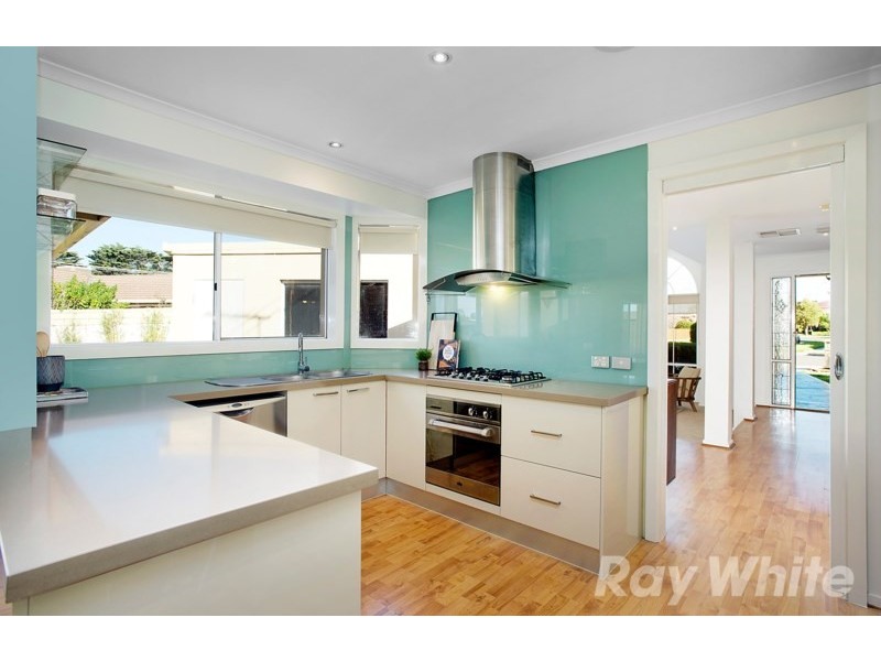 4 Angus Court, Oakleigh South VIC 3167