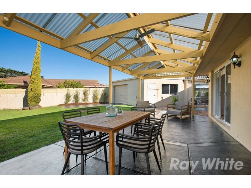 4 Angus Court, Oakleigh South VIC 3167