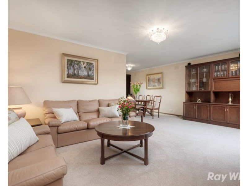 25 Harkaway Drive, Cheltenham VIC 3192