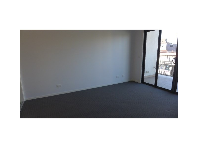 2/279 Charman Road, Cheltenham VIC 3192