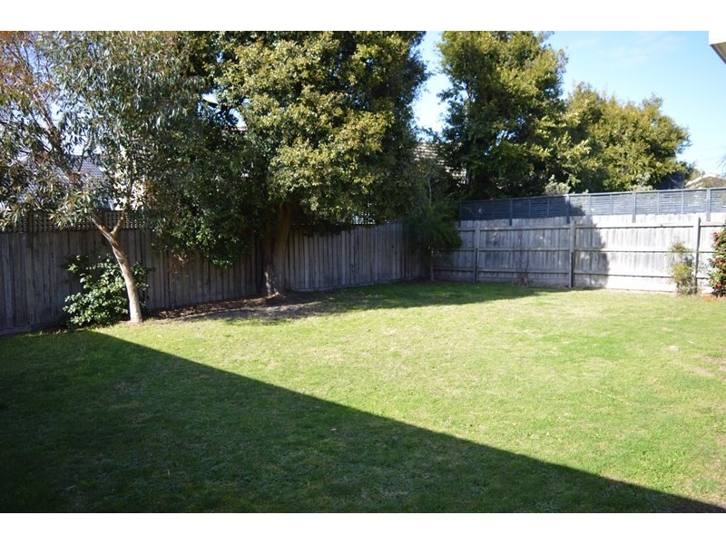 4 Ivy Street, Cheltenham VIC 3192
