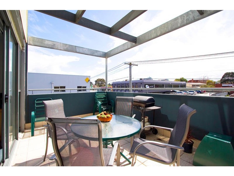 1/10 Park Road, Cheltenham VIC 3192