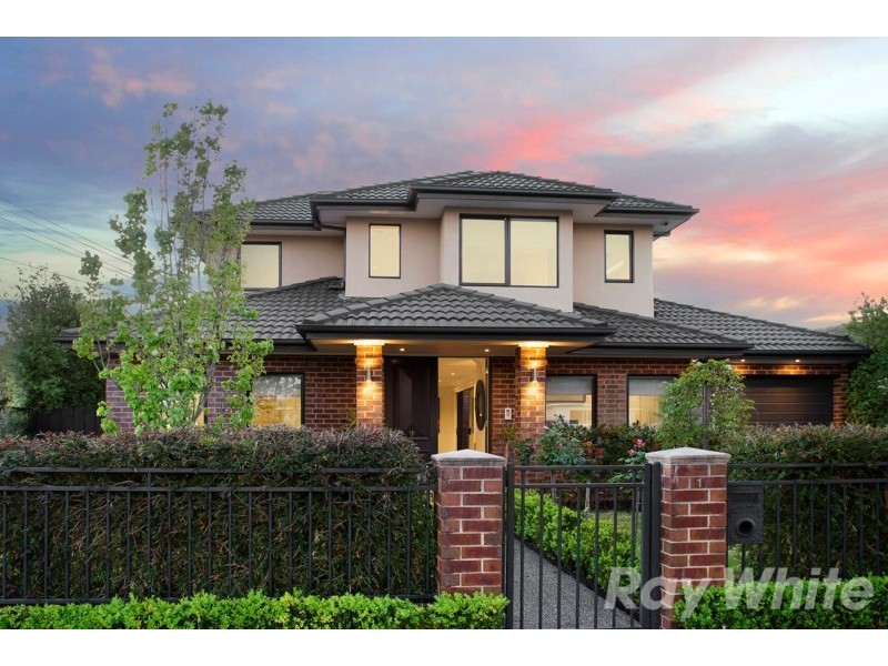 1 Eila Close, Cheltenham VIC 3192