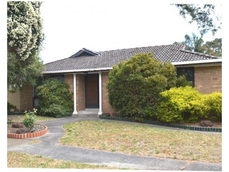 4 Cormorant Place, Dingley Village VIC 3172