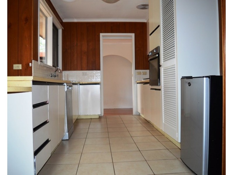 4 Cormorant Place, Dingley Village VIC 3172