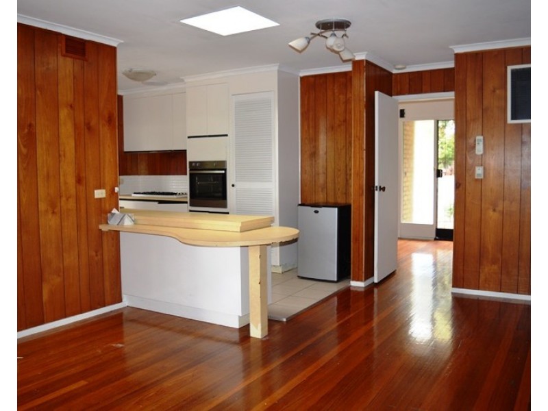 4 Cormorant Place, Dingley Village VIC 3172