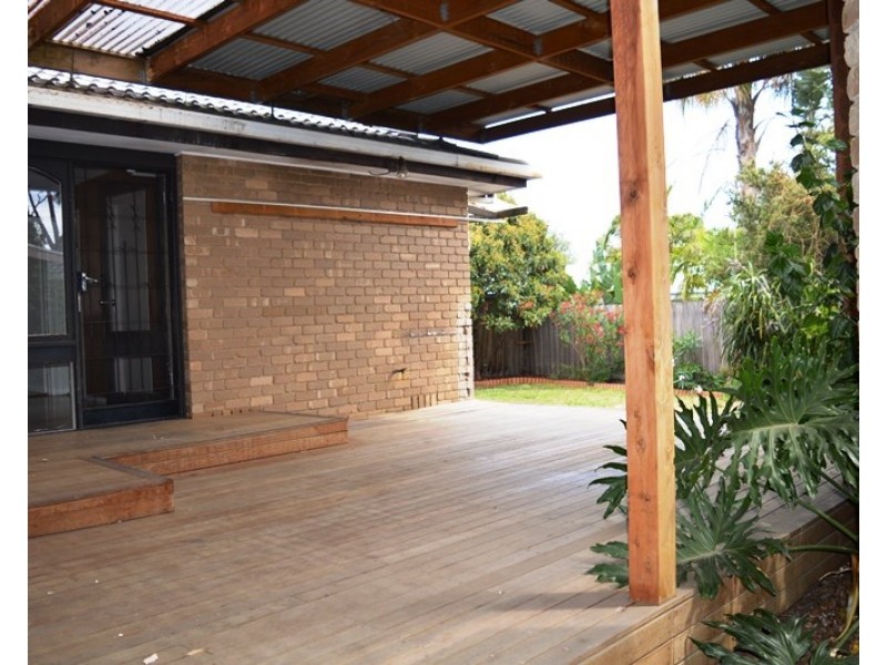 4 Cormorant Place, Dingley Village VIC 3172