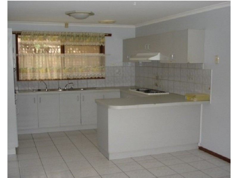 53 Lesley Drive, Hampton Park VIC 3976