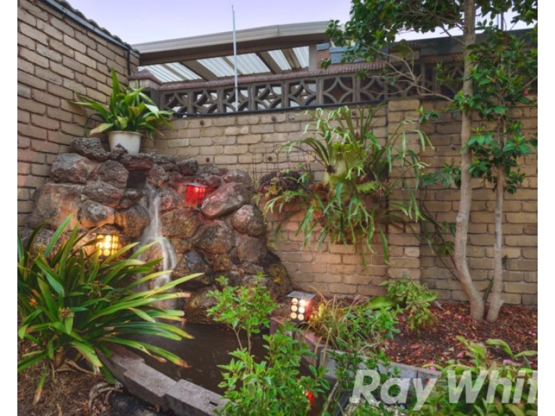 15 Farm Road, Cheltenham VIC 3192