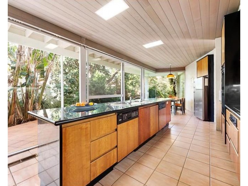 10 Lubrano Steet, Brighton East VIC 3187