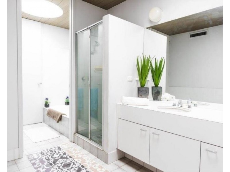 10 Lubrano Steet, Brighton East VIC 3187