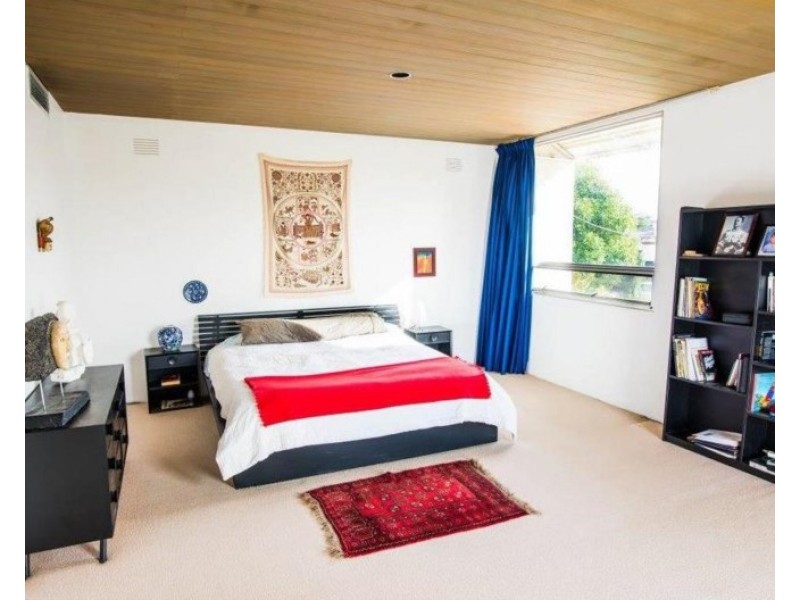 10 Lubrano Steet, Brighton East VIC 3187