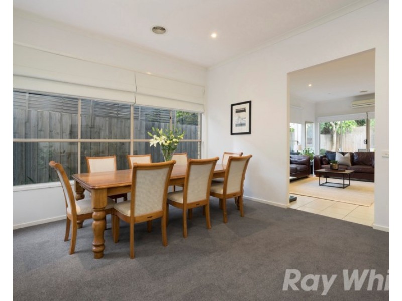 4B Mena Avenue, Cheltenham VIC 3192