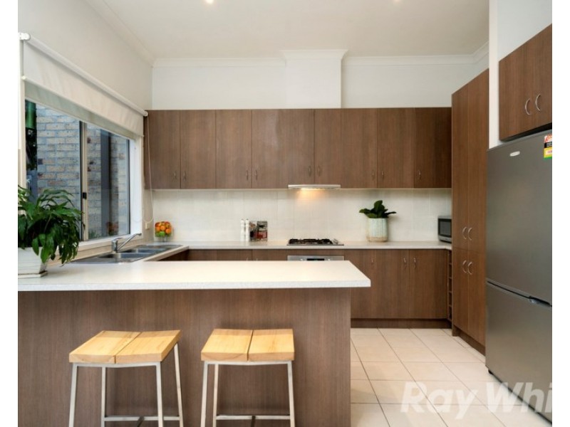 4B Mena Avenue, Cheltenham VIC 3192