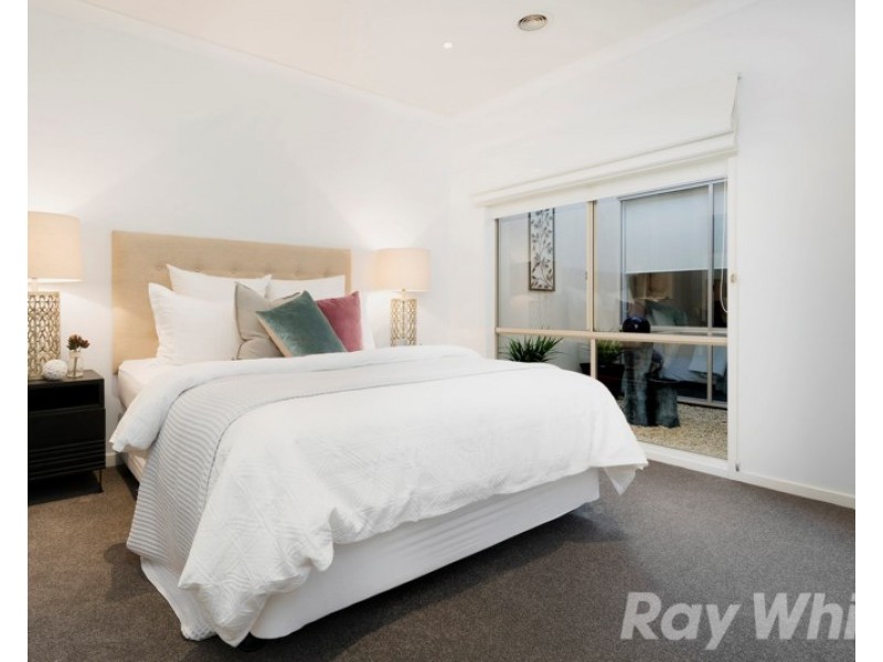 4B Mena Avenue, Cheltenham VIC 3192