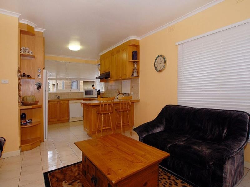 253 Warrigal Road, Cheltenham VIC 3192