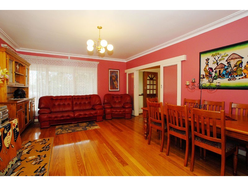 253 Warrigal Road, Cheltenham VIC 3192