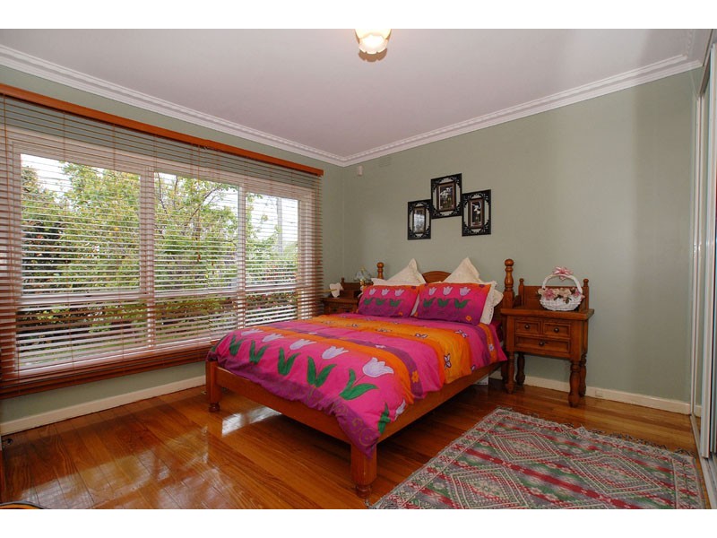 253 Warrigal Road, Cheltenham VIC 3192