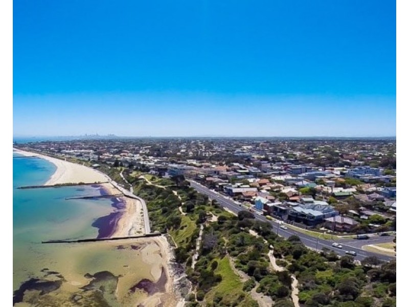 12A/32 New Street, Hampton VIC 3188