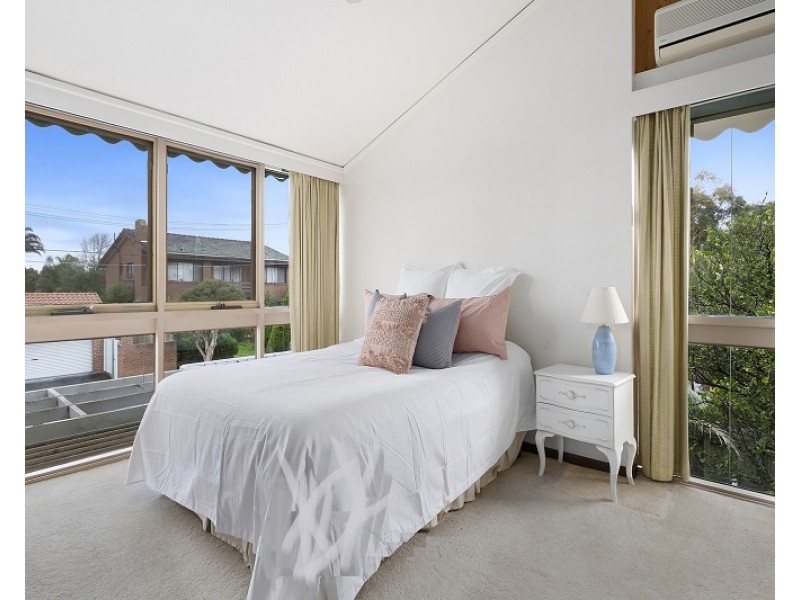 12 Lachlan Street, Mentone VIC 3194