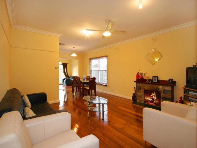 23 Cox Street, Cheltenham VIC 3192