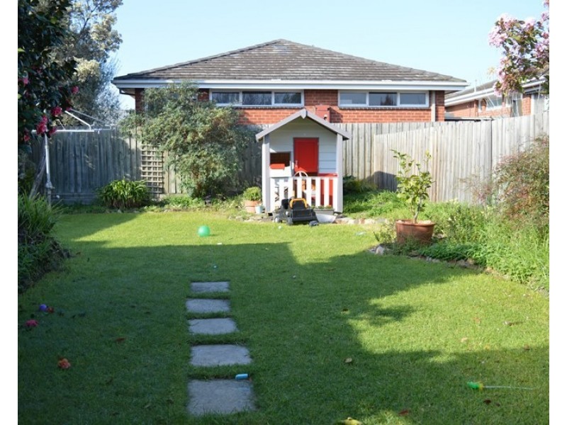 74 St Andrews Street, Brighton VIC 3186