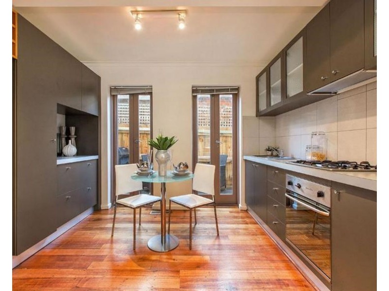 2/4 Glebe Avenue, Cheltenham VIC 3192