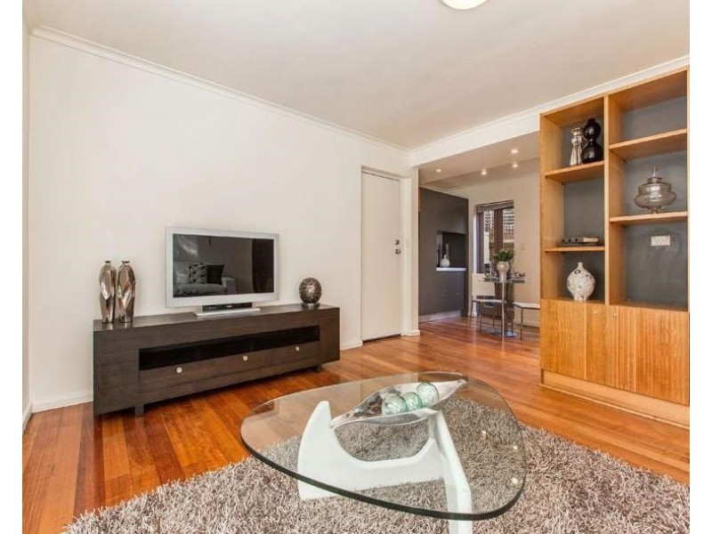 2/4 Glebe Avenue, Cheltenham VIC 3192