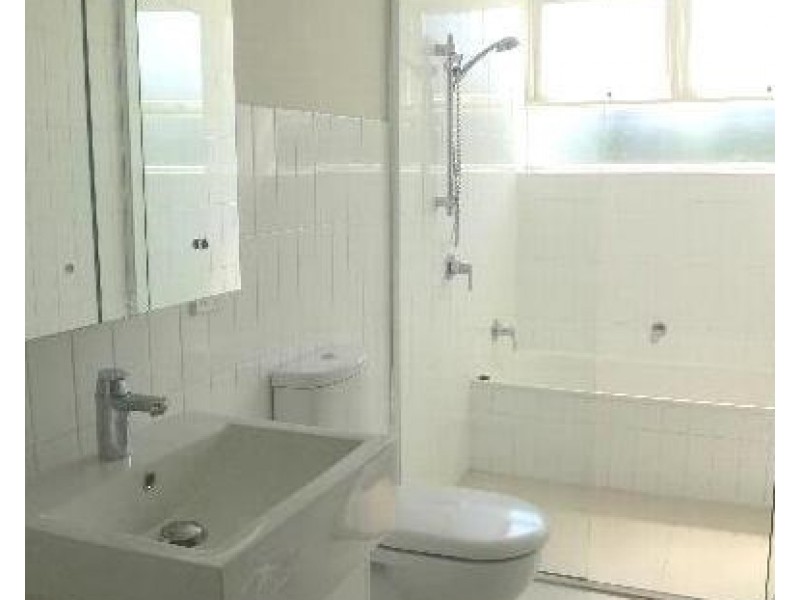 4/30 Allison Road, Elsternwick VIC 3185