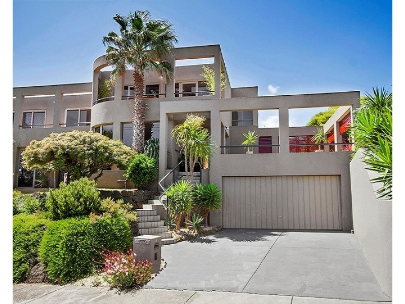 2/77 Beach Road, Mentone VIC 3194