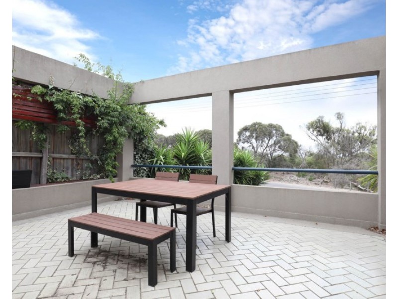 2/77 Beach Road, Mentone VIC 3194