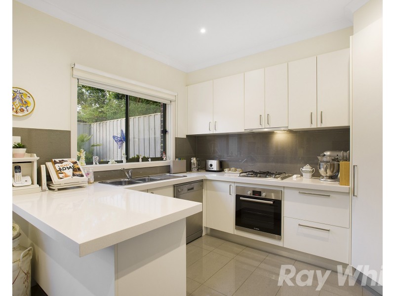 2/18 Garfield Street, Cheltenham VIC 3192