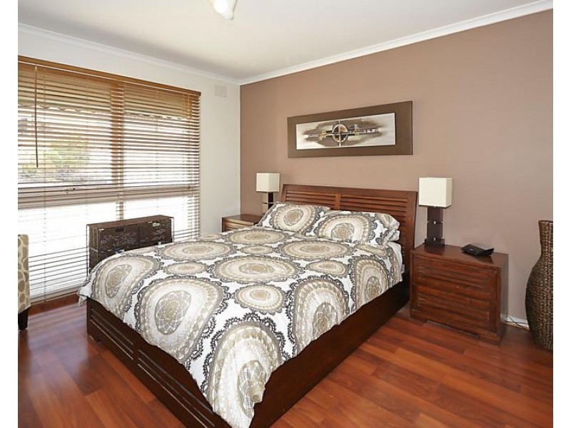 1/293-297 Warrigal Road, Cheltenham VIC 3192