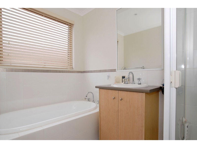 25 Baltusrol Circuit, Cheltenham VIC 3192
