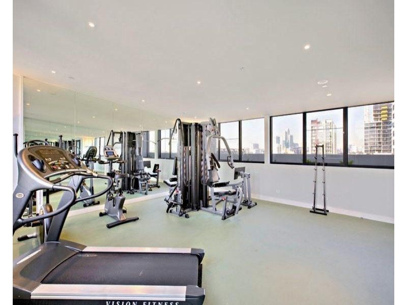 2007/63 Whiteman Street, Southbank VIC 3006