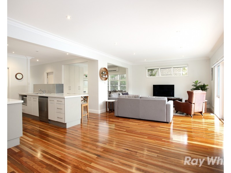 88 Dalgetty Road, Beaumaris VIC 3193