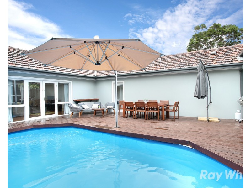 88 Dalgetty Road, Beaumaris VIC 3193