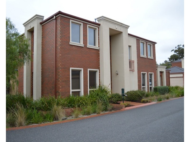 24 Baltusrol Circuit, Heatherton VIC 3202